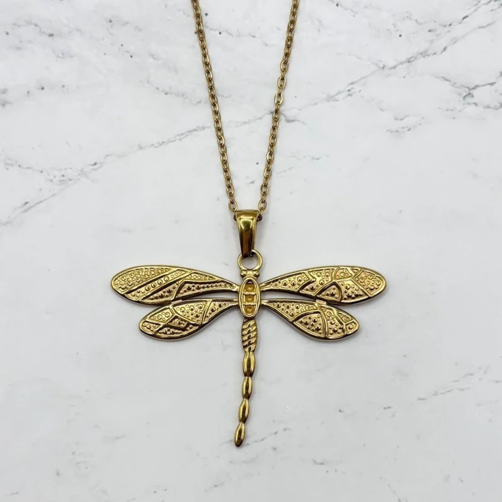 Gold Dragonfly Pendant Necklace - Elegant Women's Jewelry
